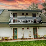 Apartment Brzozowa Oaza *